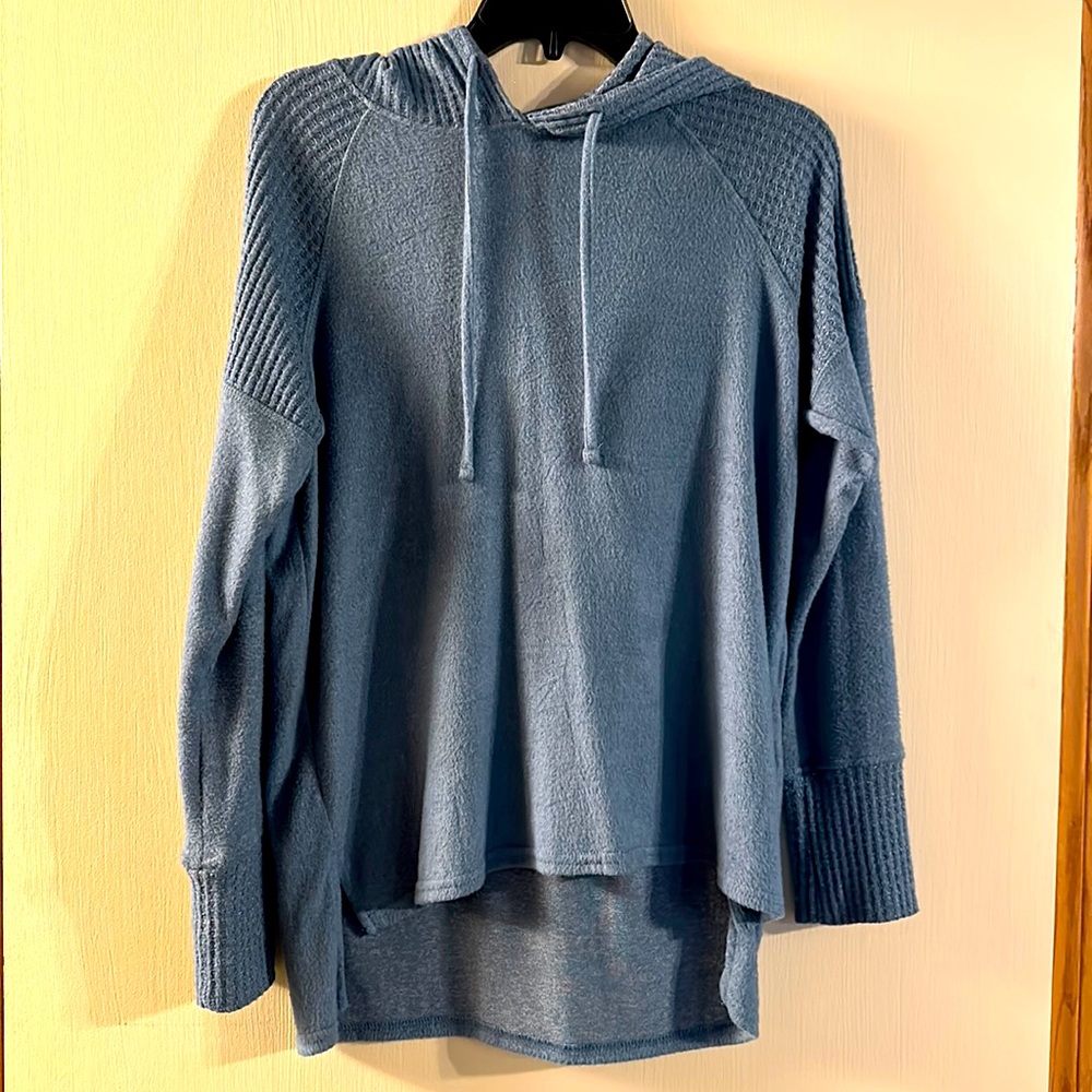 Teen’s long sleeve shirt, size Medium, blue